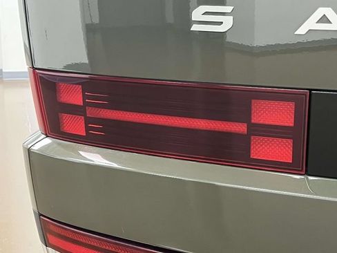 Certified 2025 Hyundai Santa Fe Limited FWD image 10