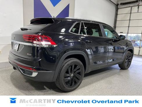 Used 2022 Volkswagen Atlas Cross Sport SE AWD/4WD image 5