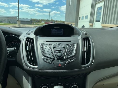 Used 2014 Ford Escape SE image 13