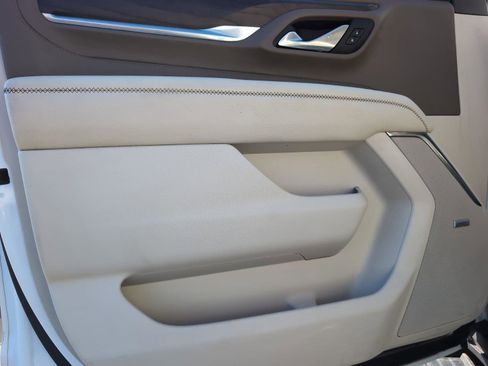 Used 2023 GMC Yukon XL Denali image 18