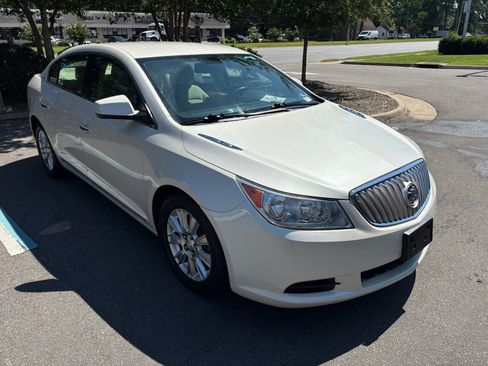 Used 2011 Buick LaCrosse CX FWD image 3
