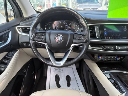 Used 2023 Buick Enclave Avenir w/ Avenir Technology Package AWD/4WD image 15