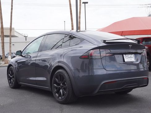 Used 2022 Tesla Model X AWD/4WD image 3