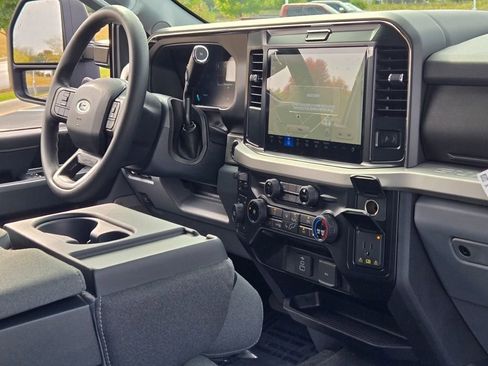 New 2026 Ford F250 XLT w/ XLT Premium Package image 6