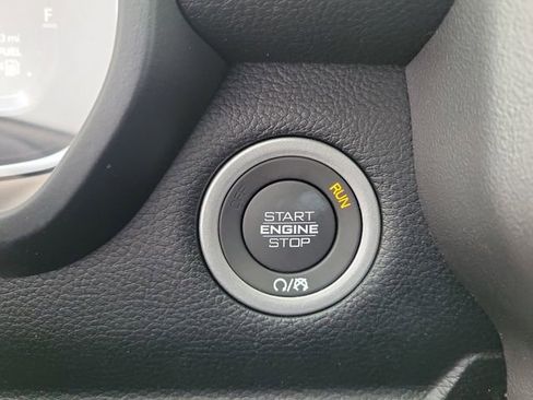 New 2026 RAM 1500 4x4 Crew Cab image 27