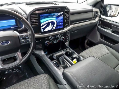 Used 2023 Ford F150 Lightning XLT image 16