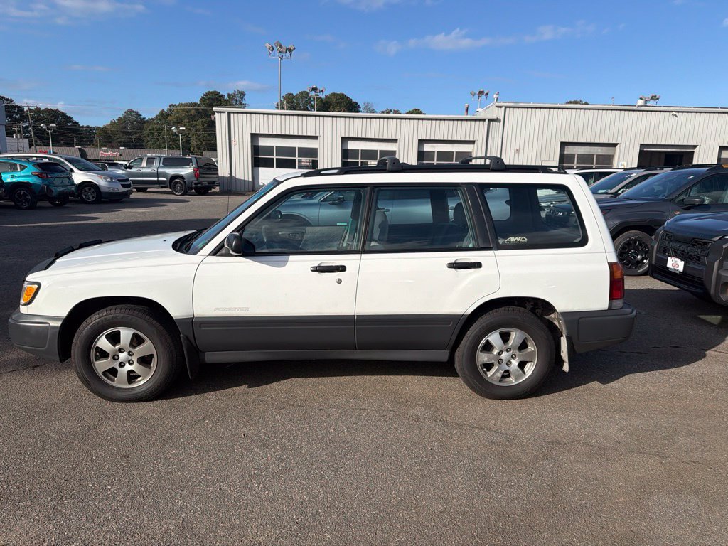 Used 1998 Subaru Forester L AWD/4WD image 2