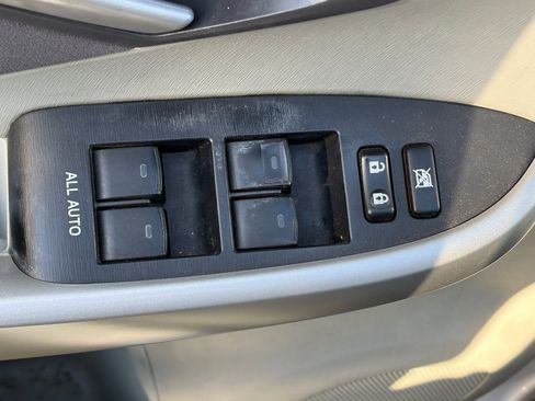 Used 2010 Toyota Prius FWD image 8
