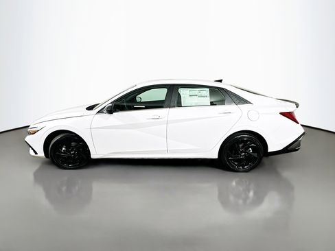 New 2026 Hyundai Elantra SEL Sport Premium FWD image 4