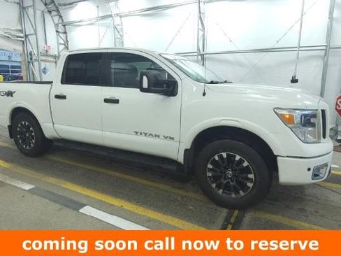 Used 2018 Nissan Titan PRO-4X AWD/4WD image 1