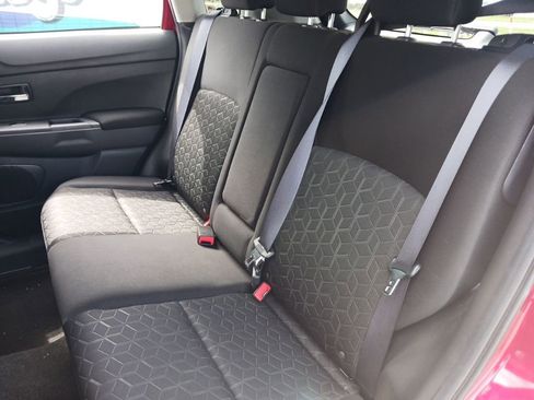 Used 2025 Mitsubishi Outlander Sport ES AWD/4WD image 13