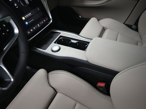 New 2025 Volvo EX90 Ultra image 11
