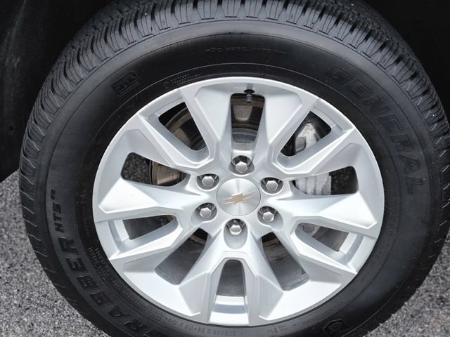Used 2025 Chevrolet Silverado 1500 Custom AWD/4WD image 10
