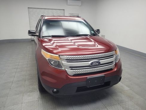 Used 2014 Ford Explorer XLT image 14