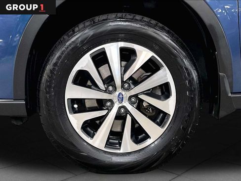 Used 2021 Subaru Outback AWD/4WD image 11