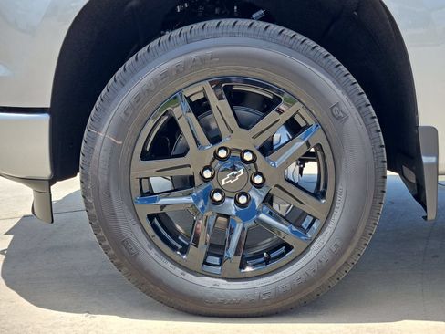 New 2026 Chevrolet Silverado 1500 Custom w/ LPO, Dark Essentials Package RWD image 12