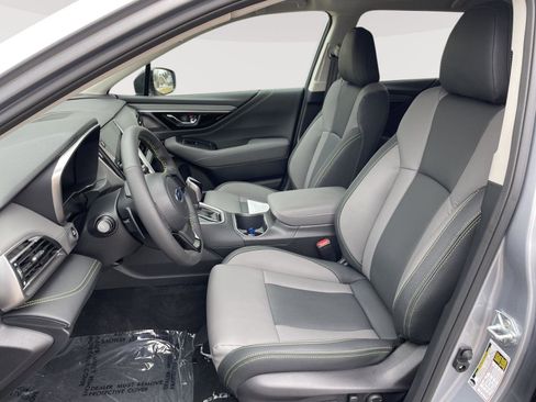 Certified 2025 Subaru Outback Onyx Edition AWD/4WD image 27