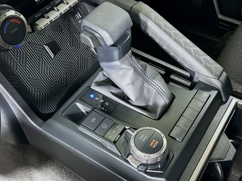 Used 2025 Toyota 4Runner SR5 image 24