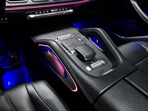 Used 2022 Mercedes-Benz GLS 450 4MATIC image 34