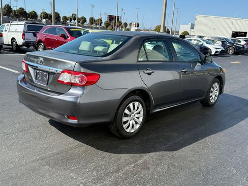 Used 2012 Toyota Corolla LE image 8