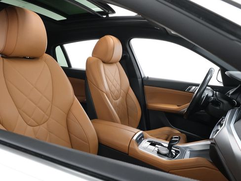 Used 2023 BMW X6 xDrive40i w/ Premium Package AWD/4WD image 43