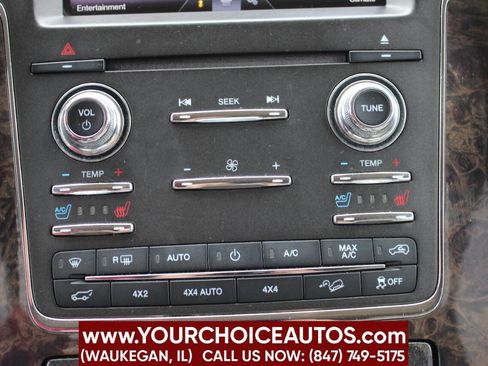 Used 2015 Lincoln Navigator 4WD image 30