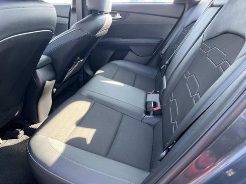 Used 2024 Kia Forte GT-Line image 18