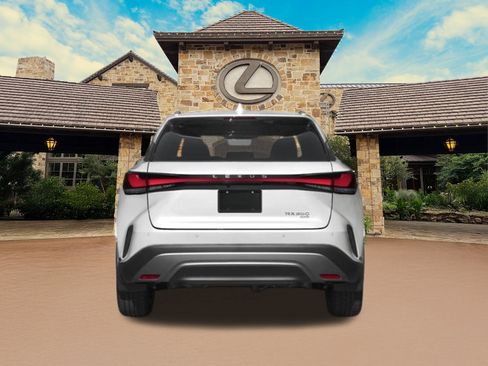 Used 2026 Lexus RX 350 w/ Luxury Package image 8