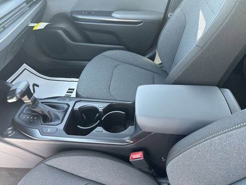 New 2025 Kia K4 LXS image 22