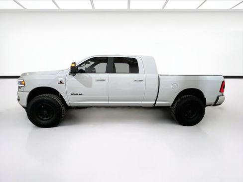 Used 2024 RAM 2500 Laramie w/ Night Edition AWD/4WD image 24