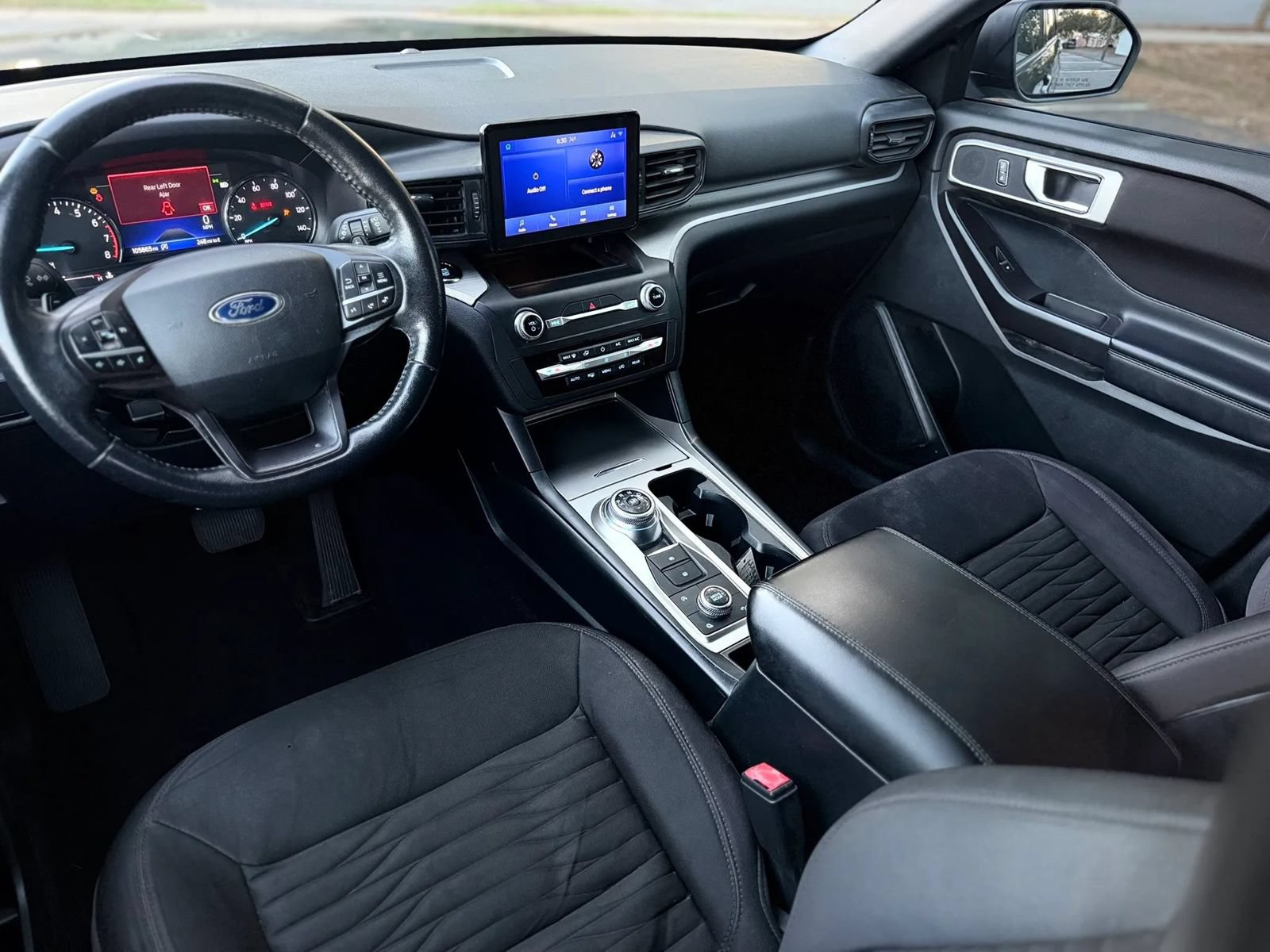 Used 2020 Ford Explorer XLT AWD/4WD image 8