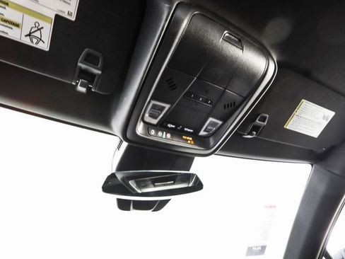 Used 2025 Cadillac XT4 Premium Luxury image 58