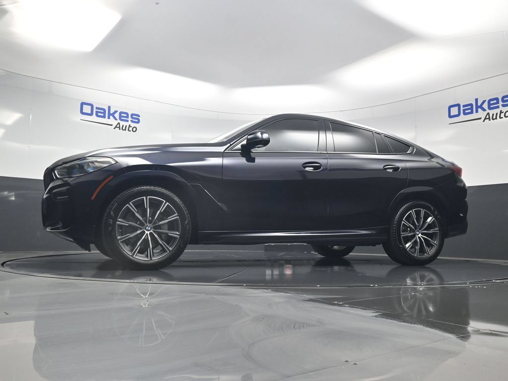 Used 2023 BMW X6 xDrive40i w/ Executive Package AWD/4WD image 42