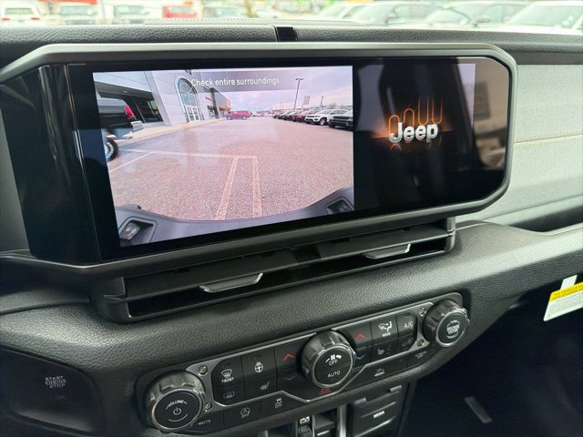 New 2026 Jeep Gladiator Sport AWD/4WD image 17