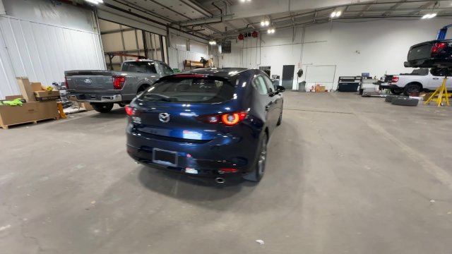 Used 2023 MAZDA MAZDA3 s FWD image 10