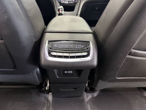Used 2020 Cadillac XT6 Sport w/ Platinum Package AWD/4WD image 30