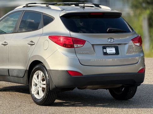 Used 2013 Hyundai Tucson GLS FWD image 16