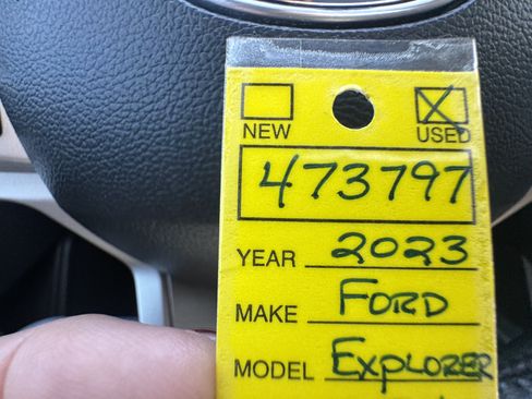 Used 2023 Ford Explorer XLT w/ Equipment Group 202A RWD image 16