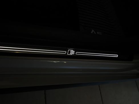 Used 2018 Audi A5 2.0T Premium Plus w/ Premium Plus image 27