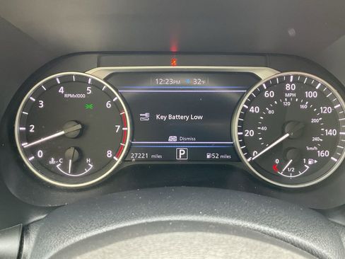 Used 2022 Nissan Sentra SV image 12