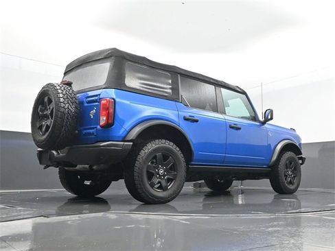 Used 2022 Ford Bronco Black Diamond image 25