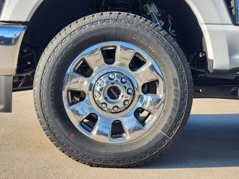 New 2026 Ford F350 Lariat w/ Lariat Premium Package image 11