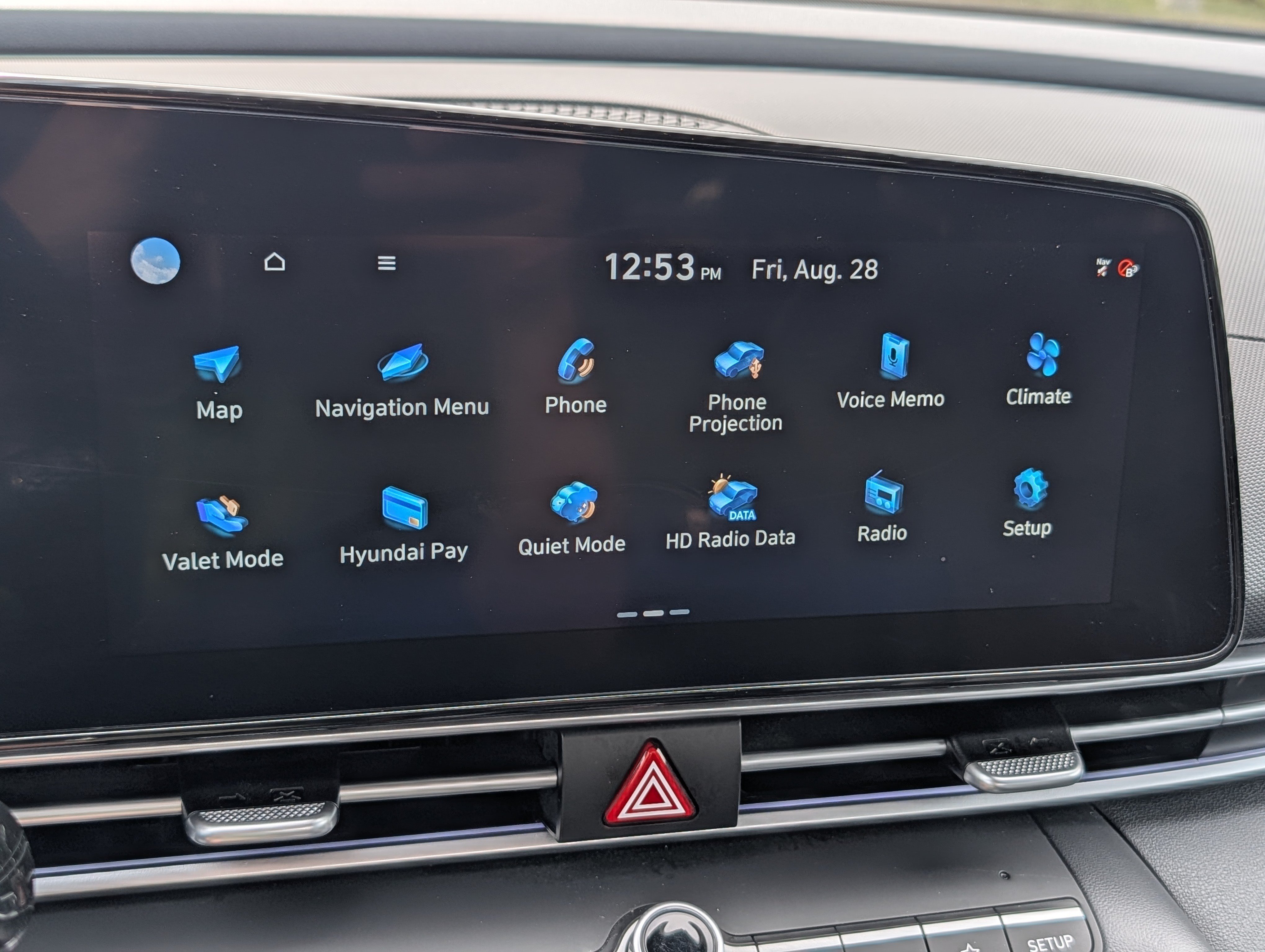 Used 2025 Hyundai Elantra Limited FWD image 22