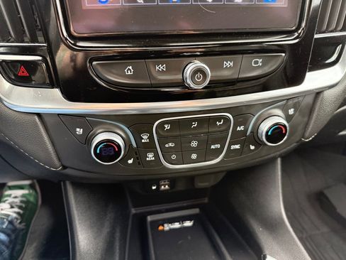 Used 2023 Chevrolet Traverse Premier w/ Redline Edition image 9