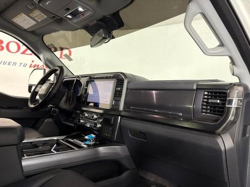 Used 2024 Ford F350 Lariat w/ Lariat Ultimate Package AWD/4WD image 17