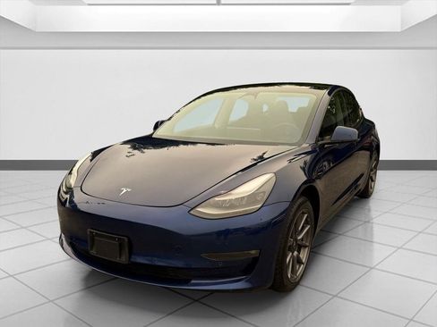 Used 2021 Tesla Model 3 Long Range AWD/4WD image 9
