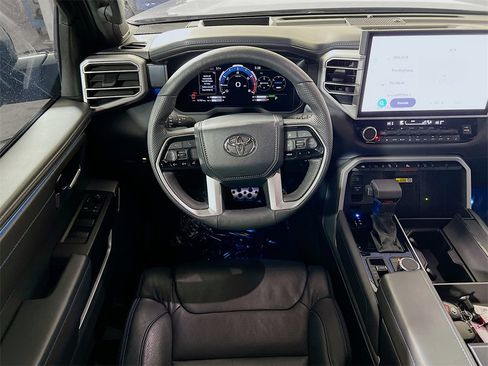 Certified 2024 Toyota Sequoia Platinum image 20