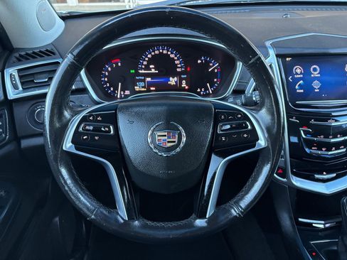 Used 2013 Cadillac SRX Base image 17