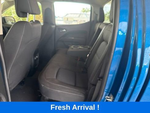 Used 2021 Chevrolet Colorado LT w/ Safety Package RWD image 3