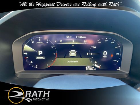 New 2025 Mitsubishi Outlander SEL image 13